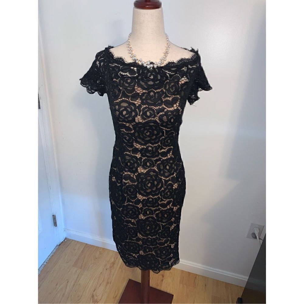 Andrianna papell  Beautiful Lacey black dress size 8